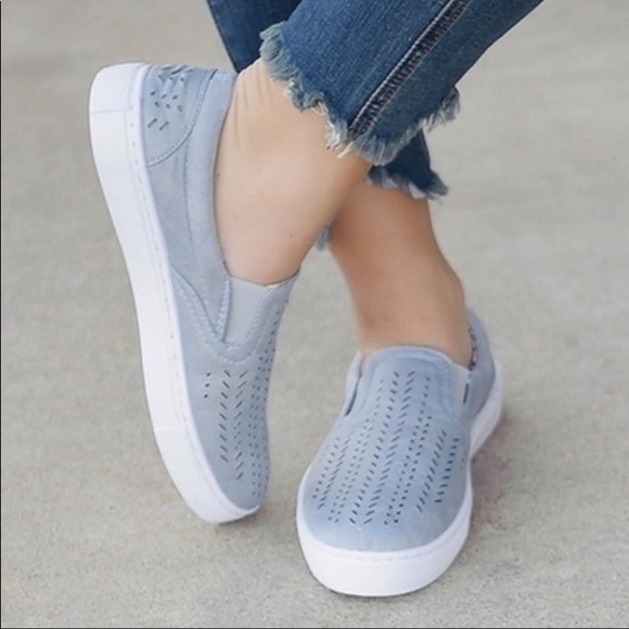 Shoes - BLUE SUEDE SLIP On N SNEDEKER